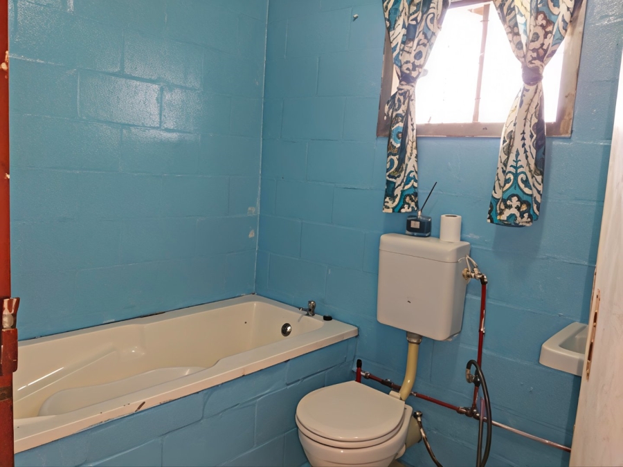 2 Bedroom Property for Sale in Silwood Heights Western Cape